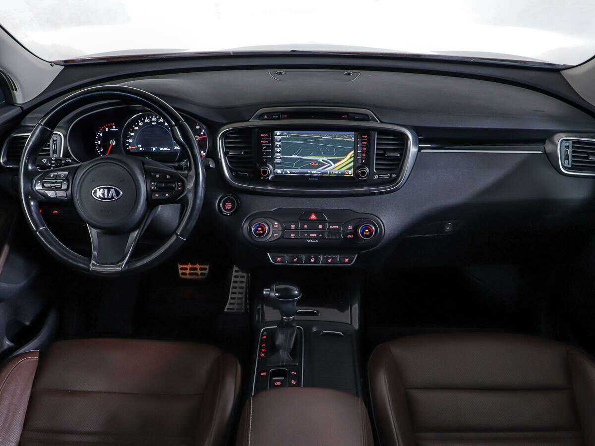 Купить Kia Sorento с пробегом. Фото: #11