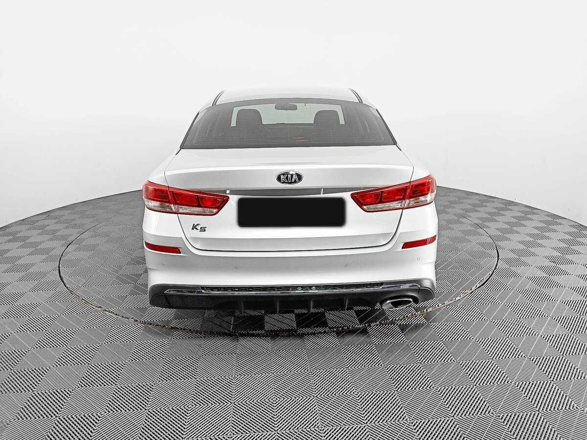 Купить Kia K5 с пробегом. Фото: #4