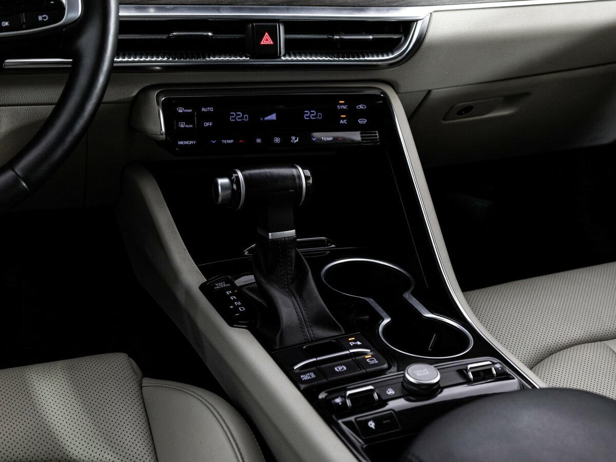 Купить Kia K5 с пробегом. Фото: #13