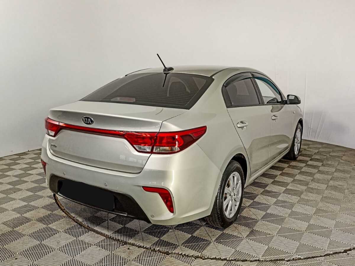 Купить Kia Rio с пробегом. Фото: #3
