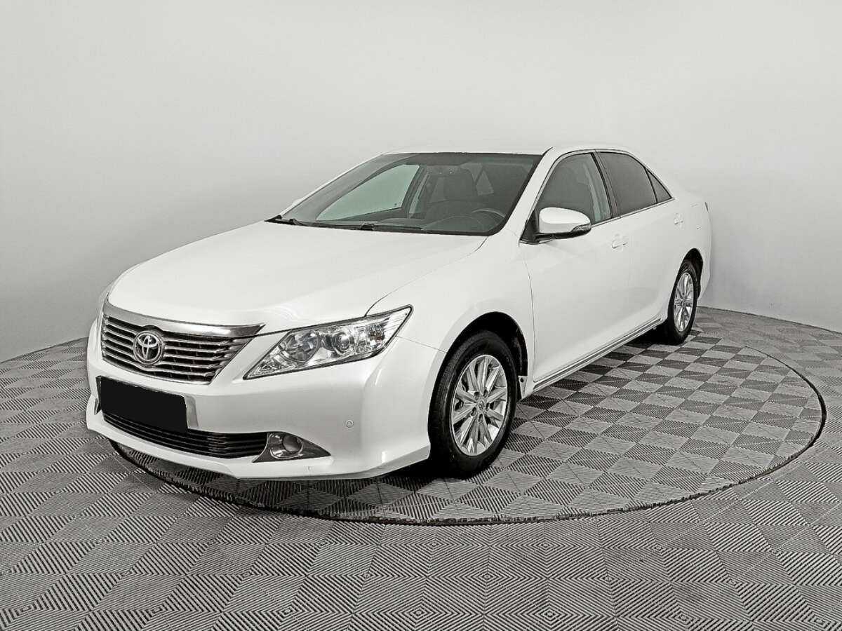 Купить Toyota Camry с пробегом. Посмотреть фото