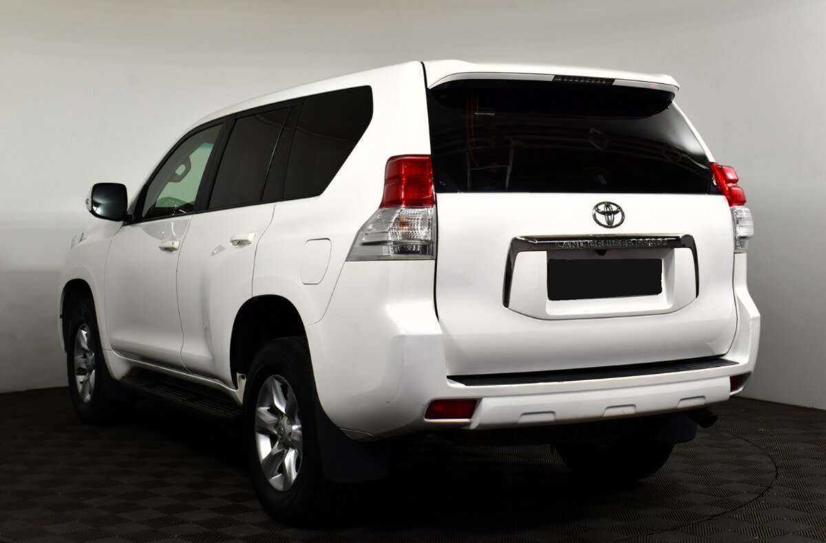 Купить Toyota Land Cruiser Prado с пробегом. Фото: #5