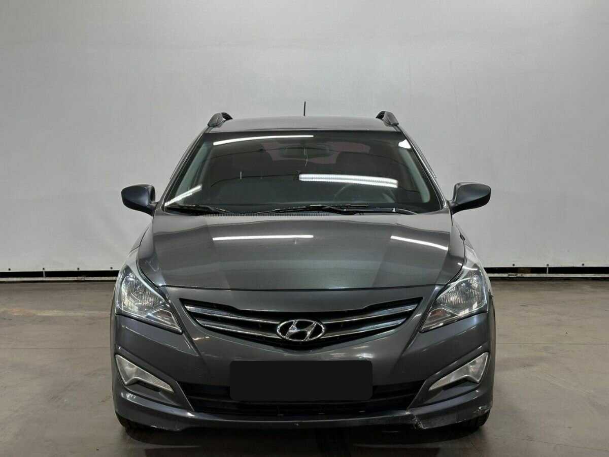 Купить Hyundai Solaris с пробегом. Фото: #1