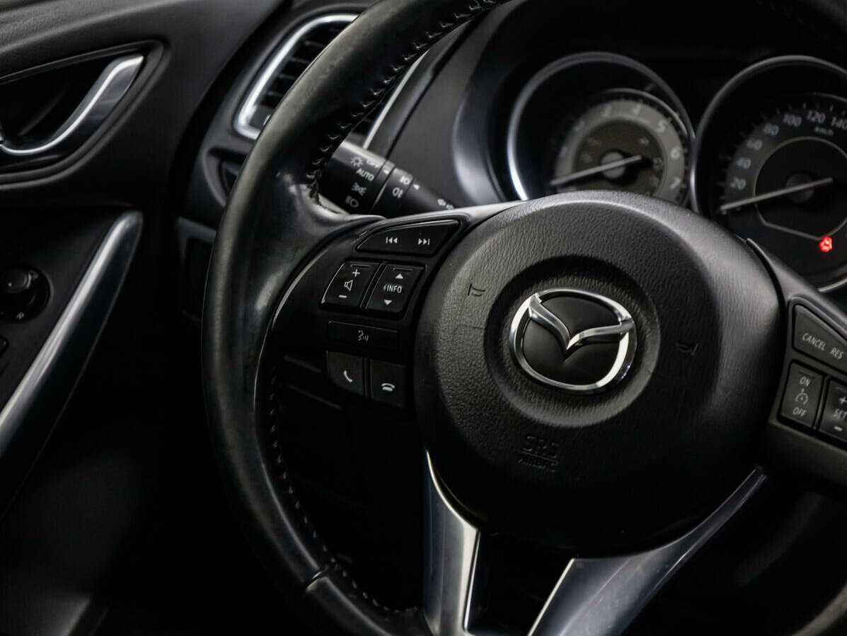 Купить Mazda 6 с пробегом. Фото: #13