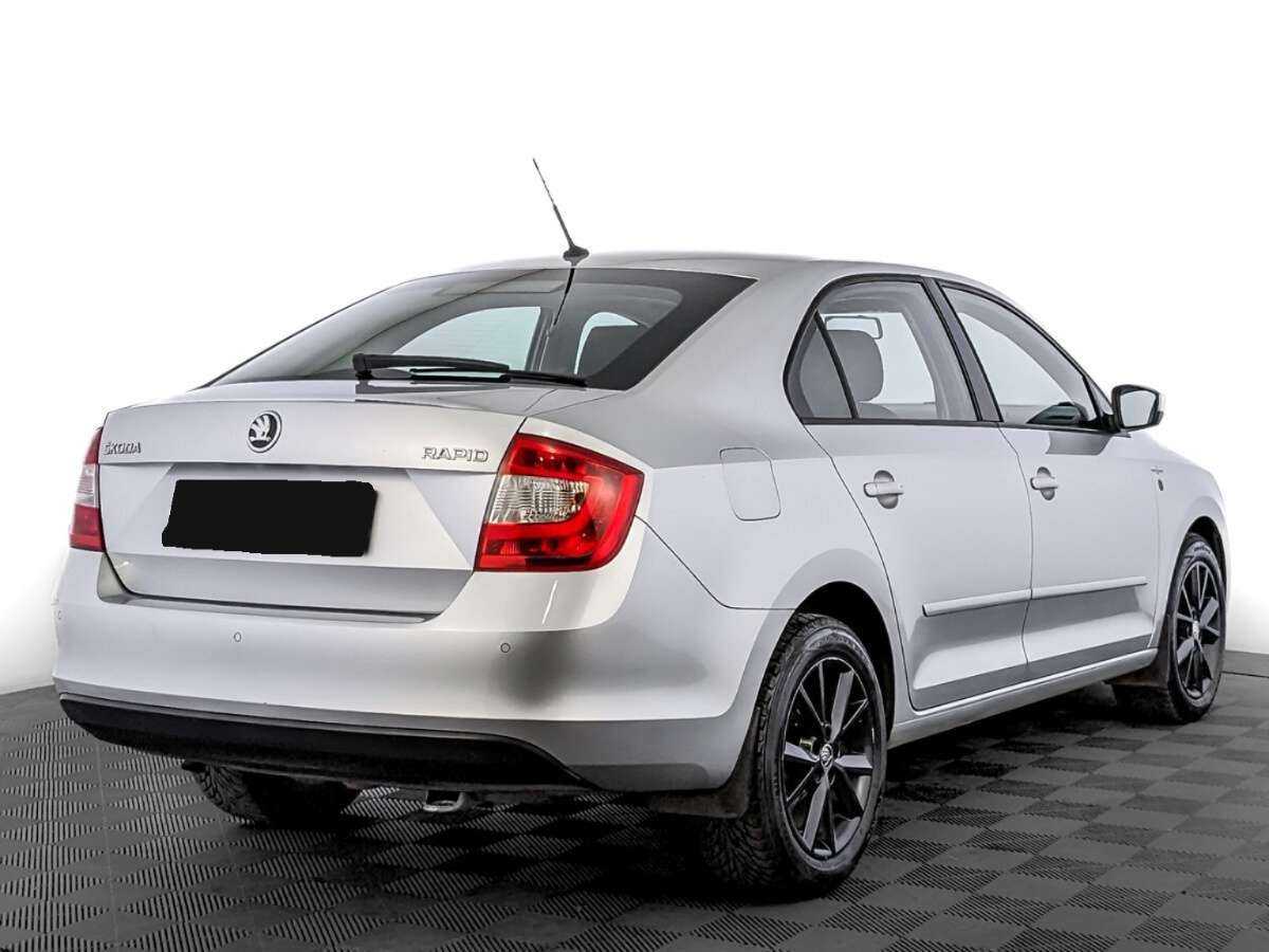 Купить Skoda Rapid с пробегом. Фото: #3