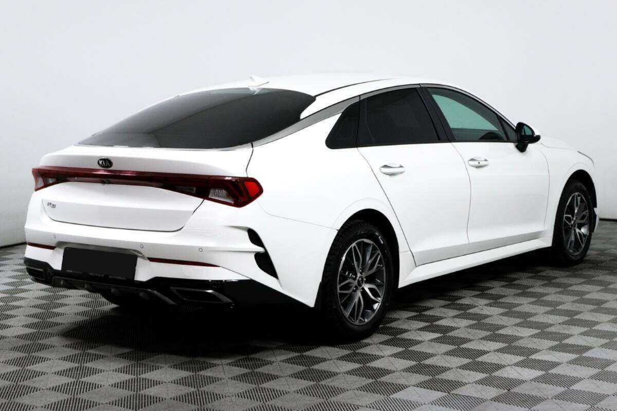 Купить Kia K5 с пробегом. Фото: #4