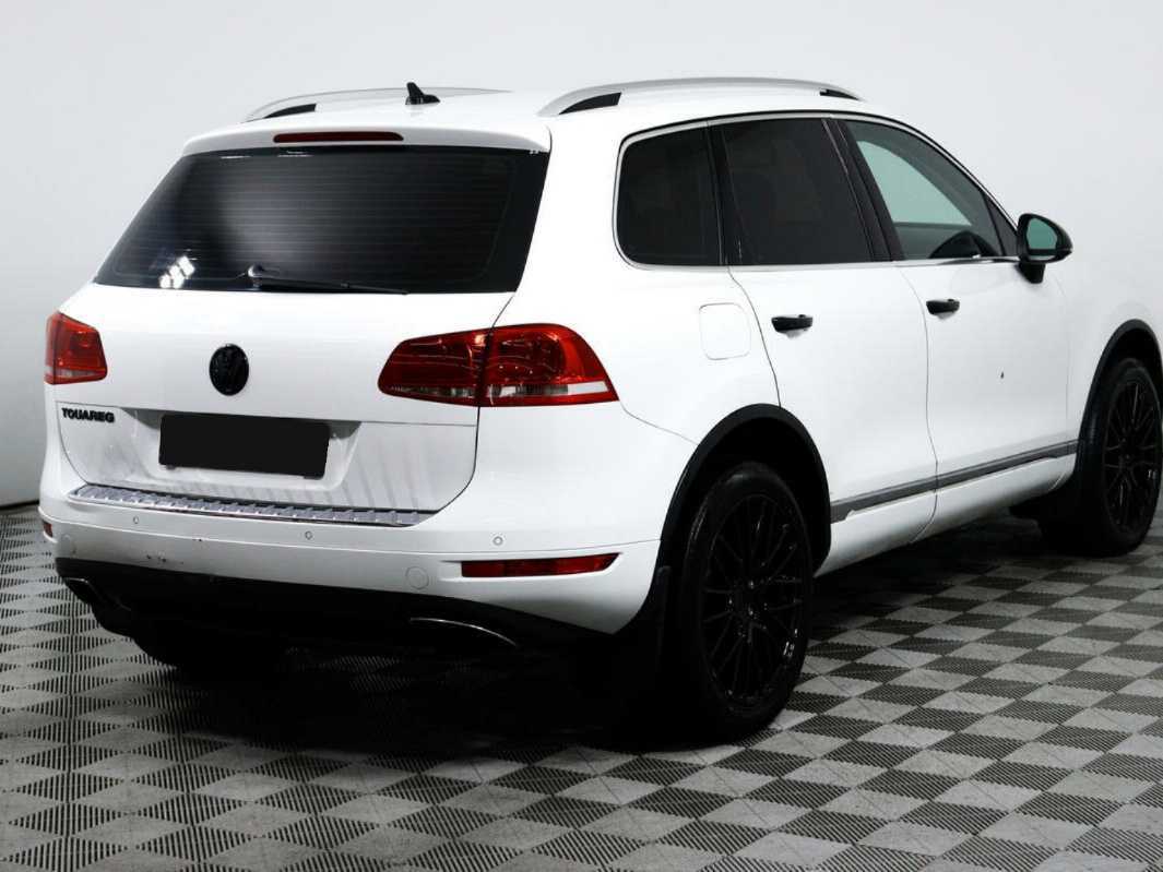Купить Volkswagen Touareg с пробегом. Фото: #4