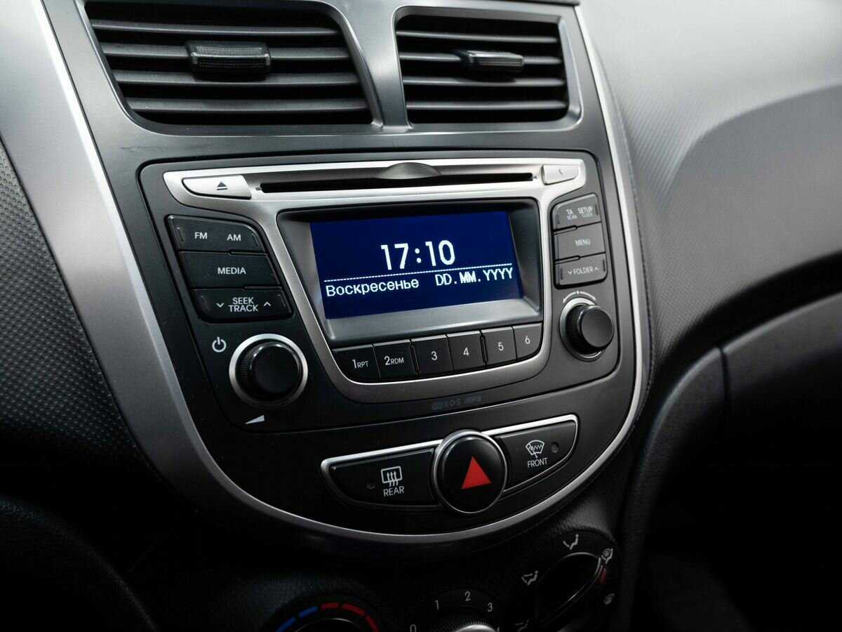 Купить Hyundai Solaris с пробегом. Фото: #14