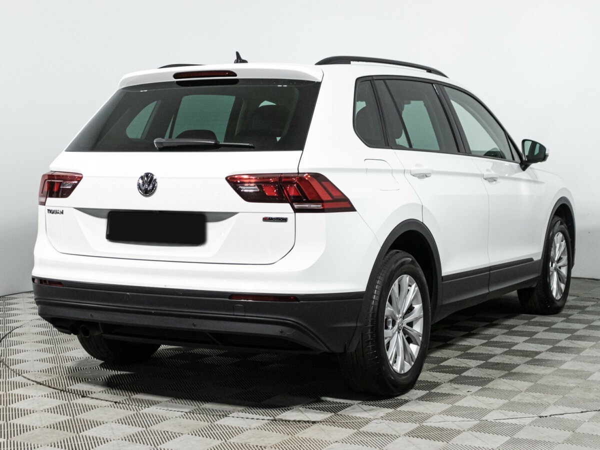 Купить Volkswagen Tiguan с пробегом. Фото: #3