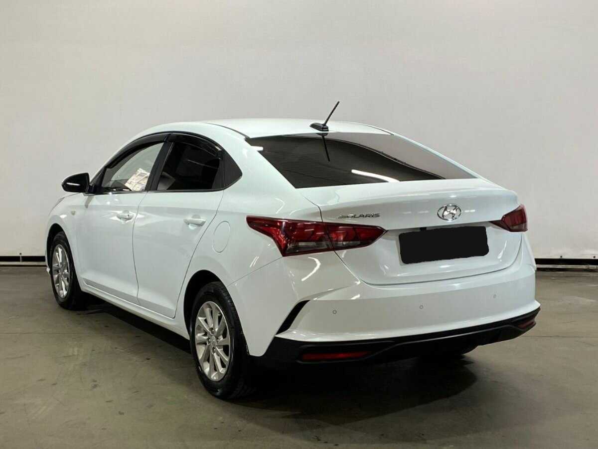Купить Hyundai Solaris с пробегом. Фото: #6