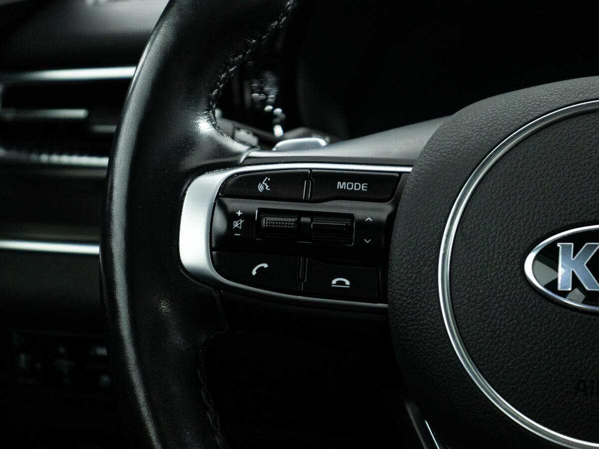 Купить Kia K5 с пробегом. Фото: #18