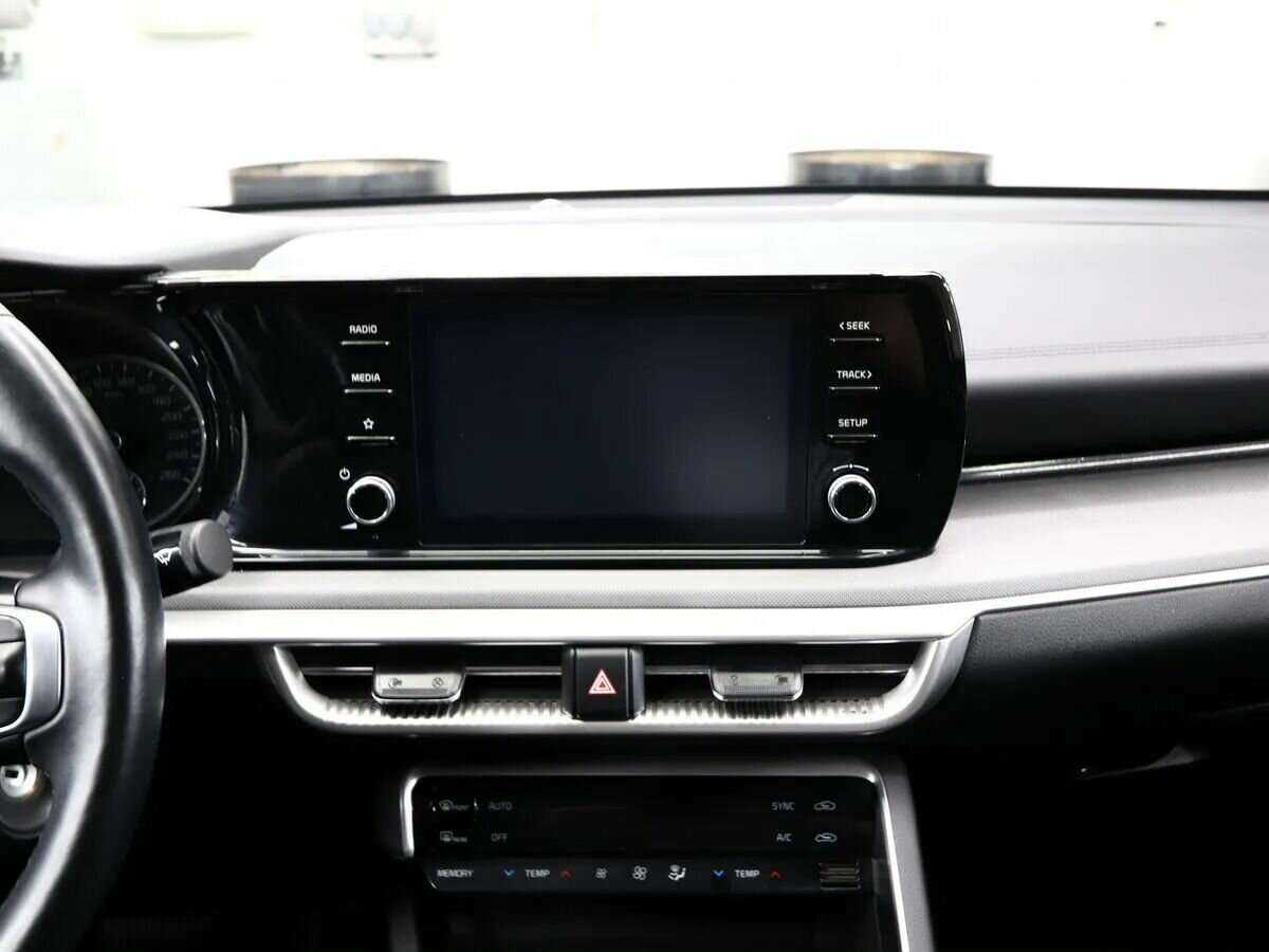 Купить Kia K5 с пробегом. Фото: #18