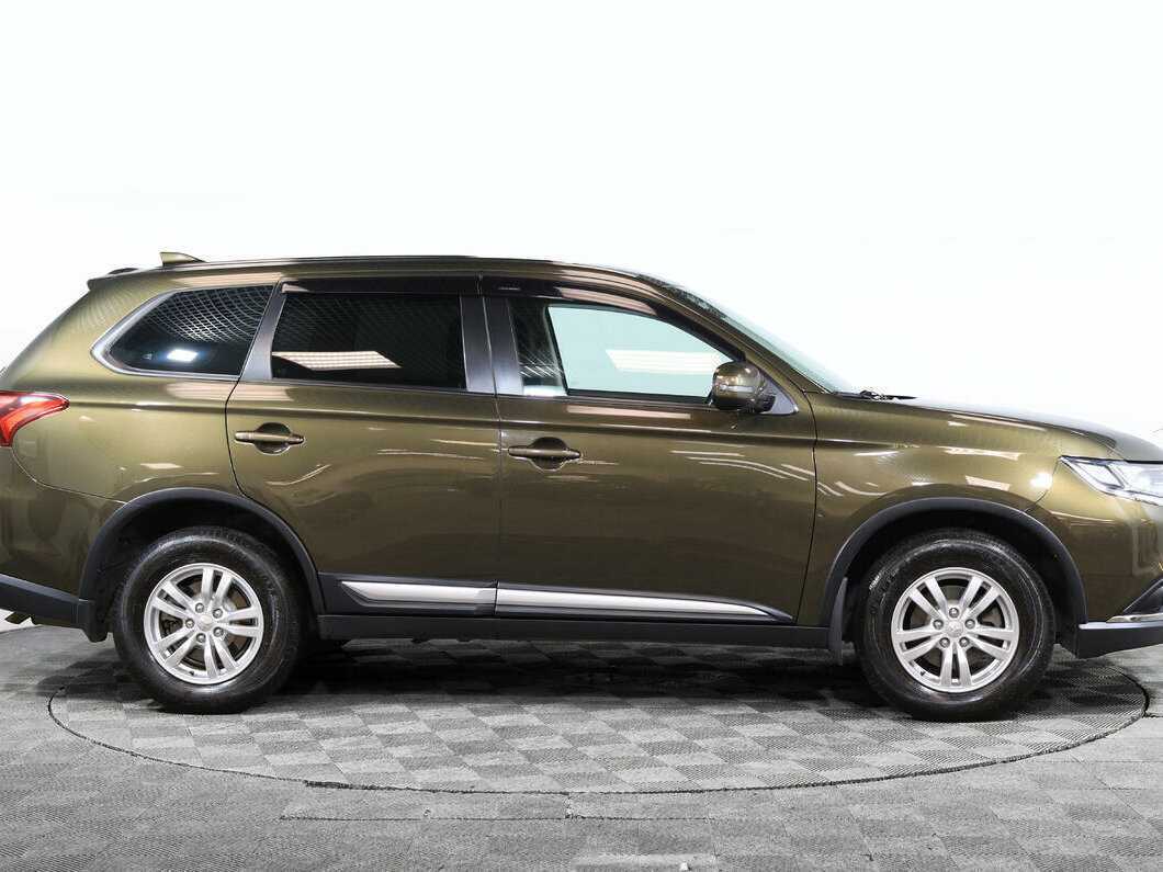 Купить Mitsubishi Outlander с пробегом. Фото: #2