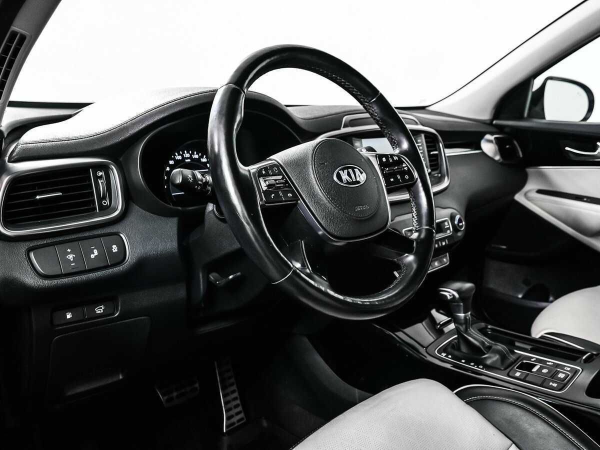 Купить Kia Sorento с пробегом. Фото: #12