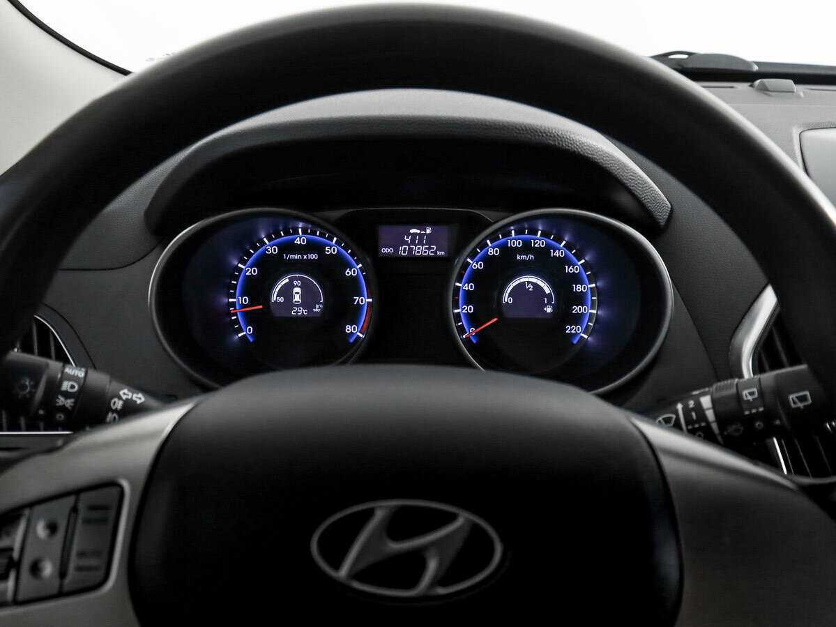 Купить Hyundai ix35 с пробегом. Фото: #8