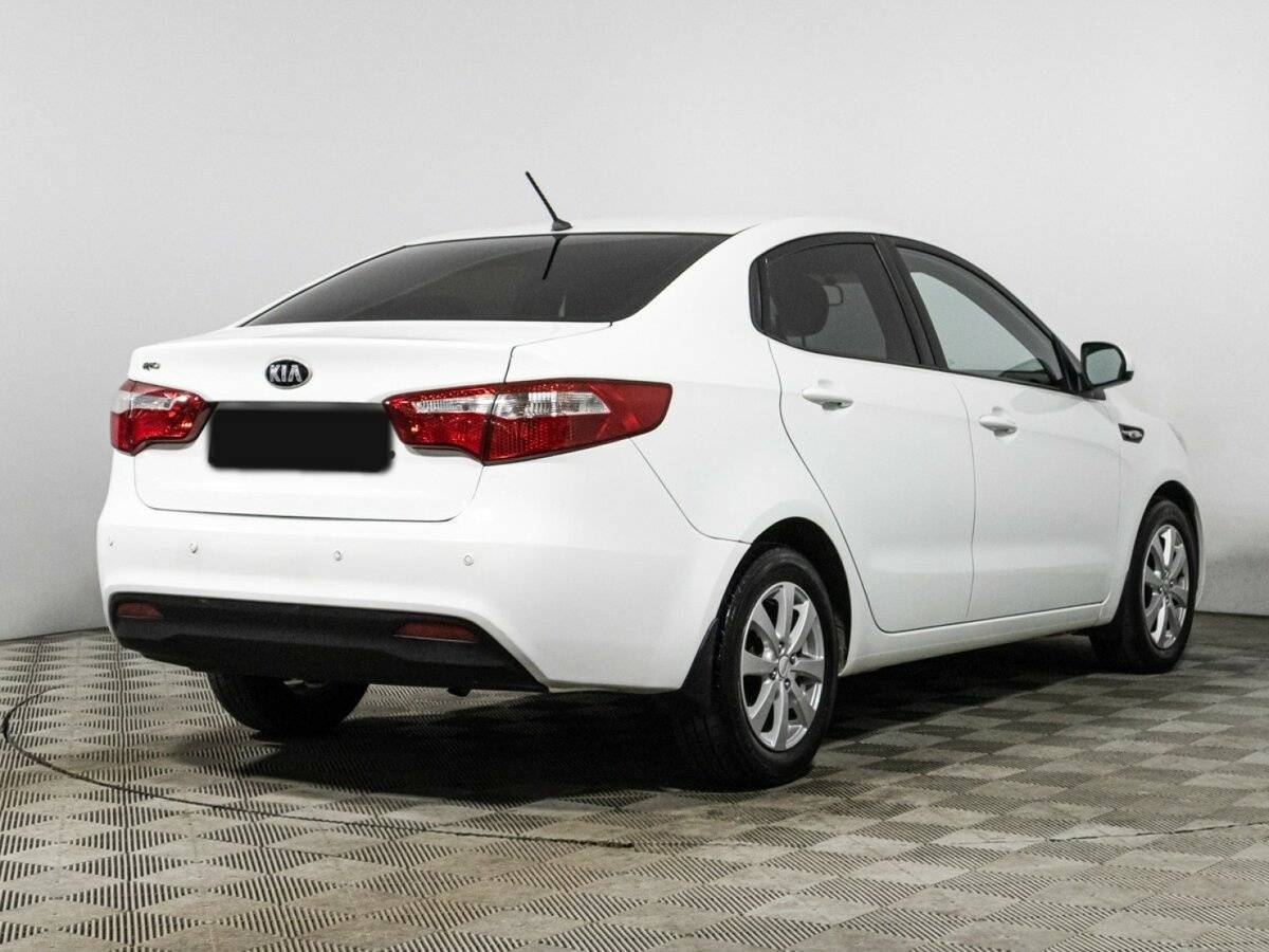 Купить Kia Rio с пробегом. Фото: #4