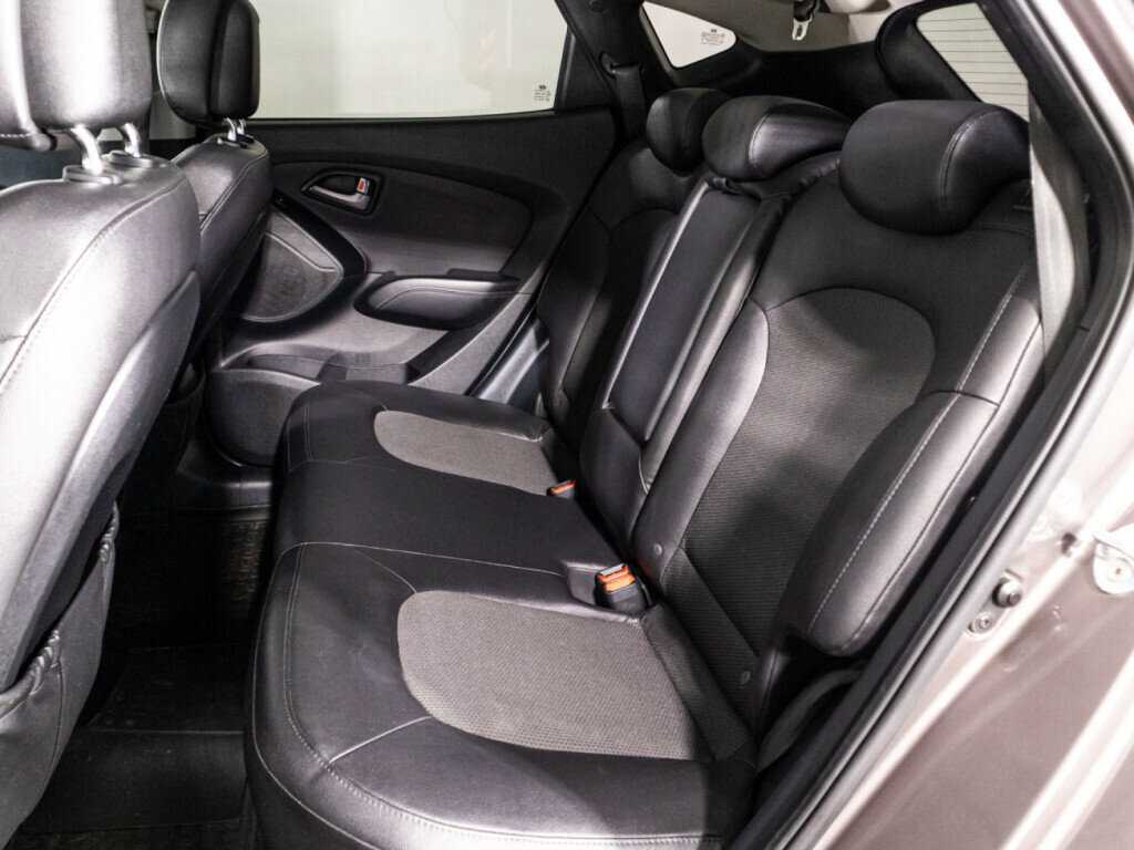 Купить Hyundai ix35 с пробегом. Фото: #9