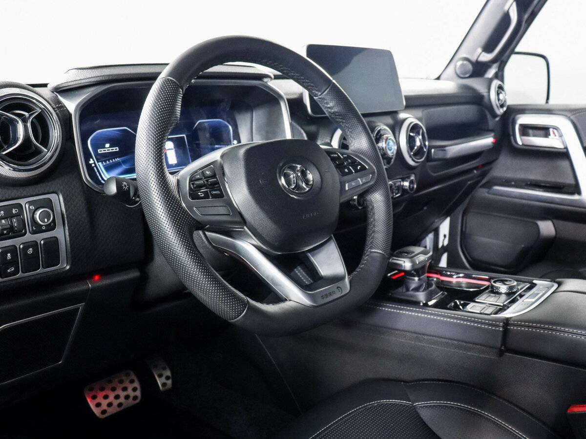 Купить BAIC BJ40 с пробегом. Фото: #10