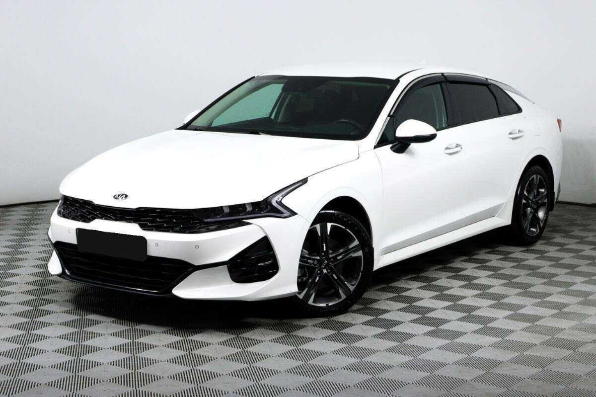 Купить Kia K5 с пробегом. Посмотреть фото