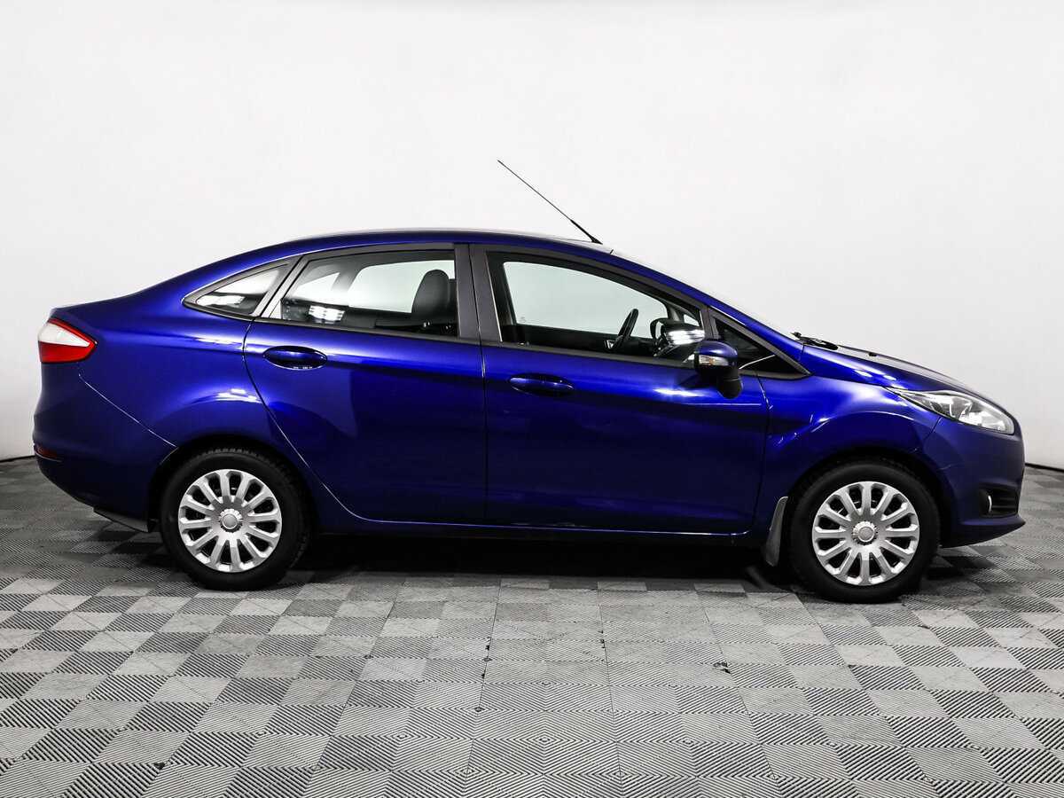 Купить Ford Fiesta с пробегом. Фото: #3