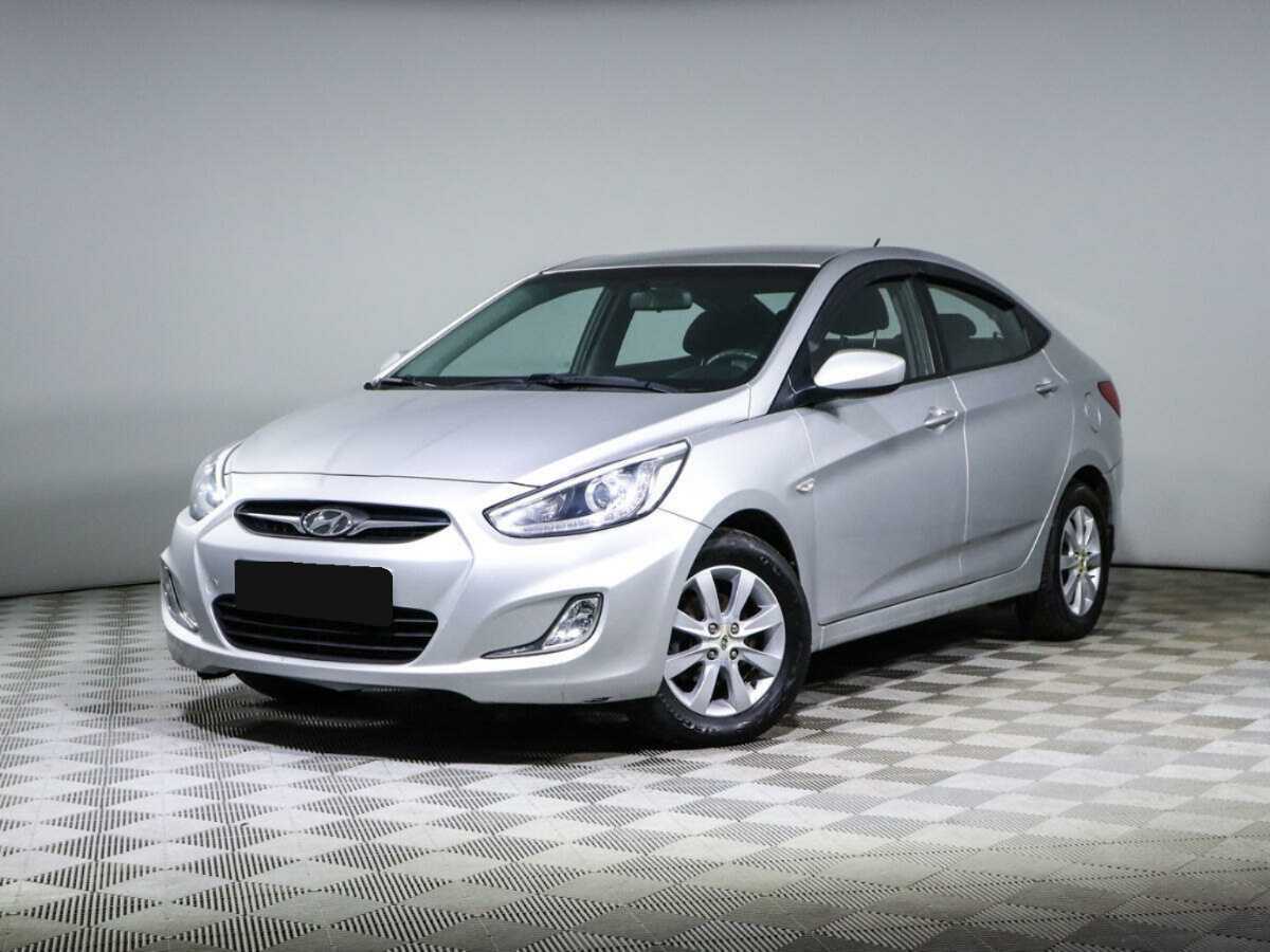 Купить Hyundai Solaris с пробегом. Фото: #0