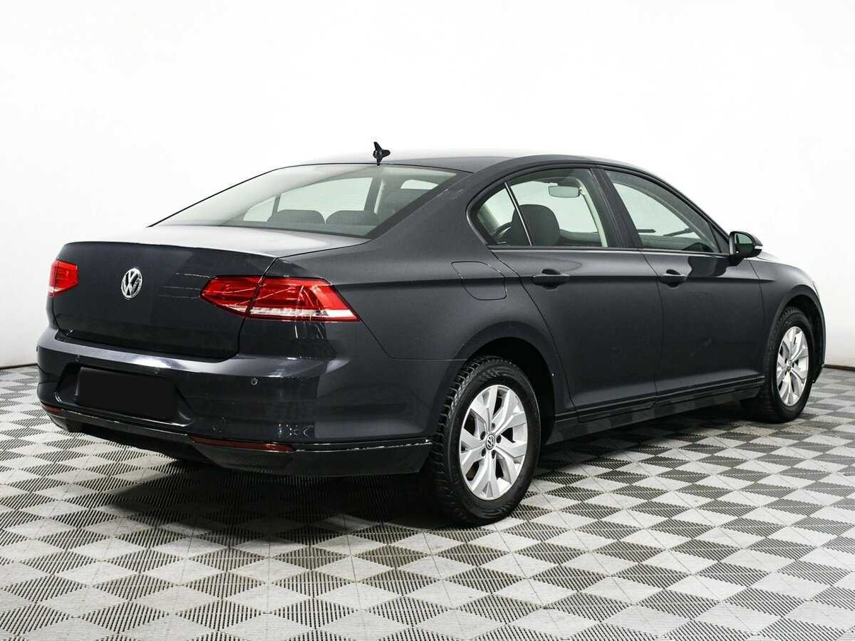 Купить Volkswagen Passat с пробегом. Фото: #4