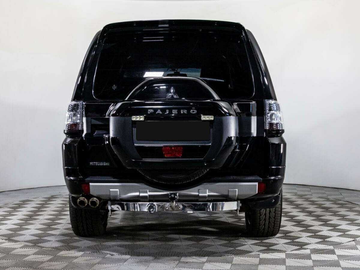 Купить Mitsubishi Pajero с пробегом. Фото: #5