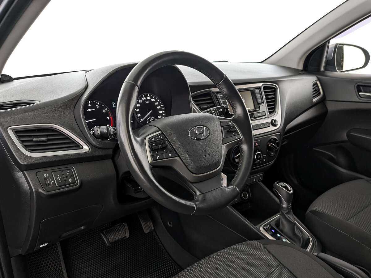 Купить Hyundai Solaris с пробегом. Фото: #14