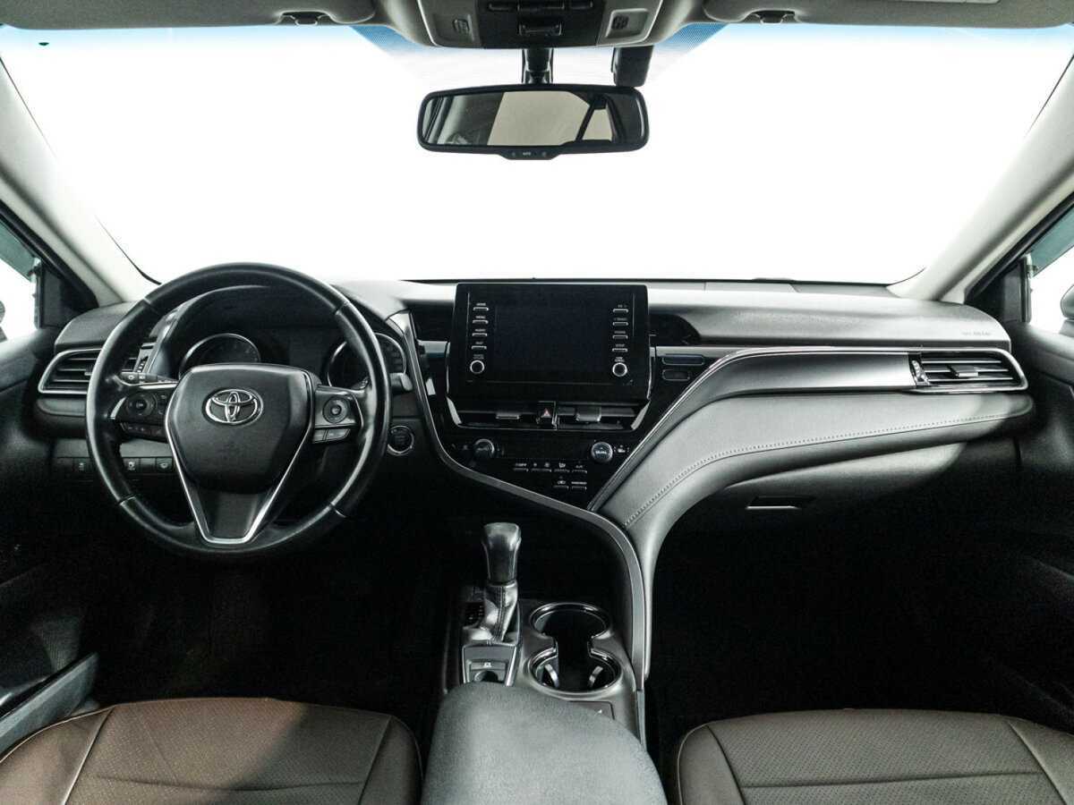 Купить Toyota Camry с пробегом. Фото: #12