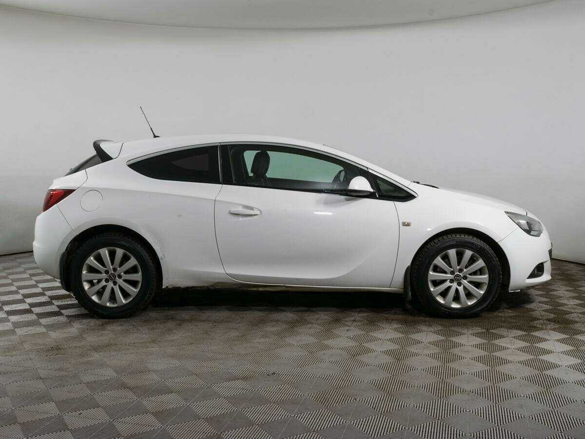 Купить Opel Astra с пробегом. Фото: #3