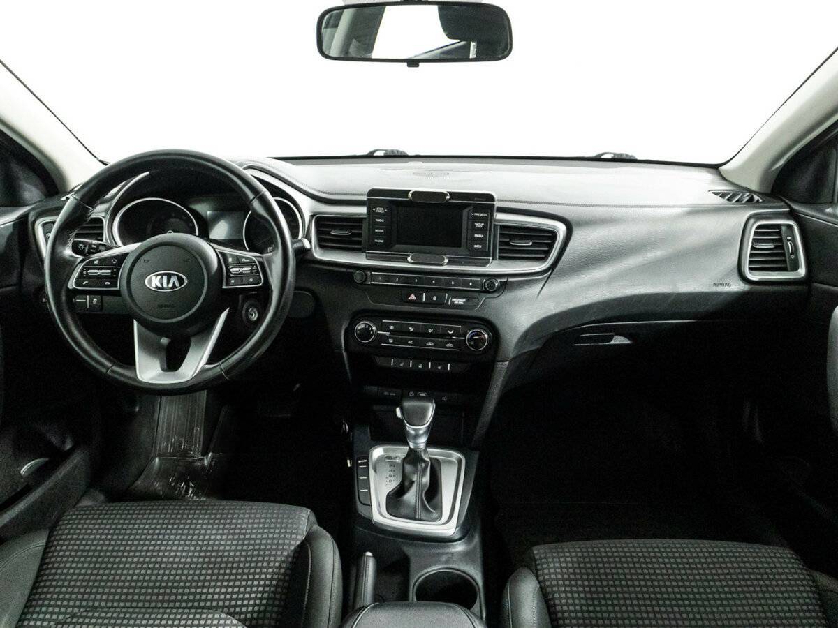 Купить Kia Ceed с пробегом. Фото: #12