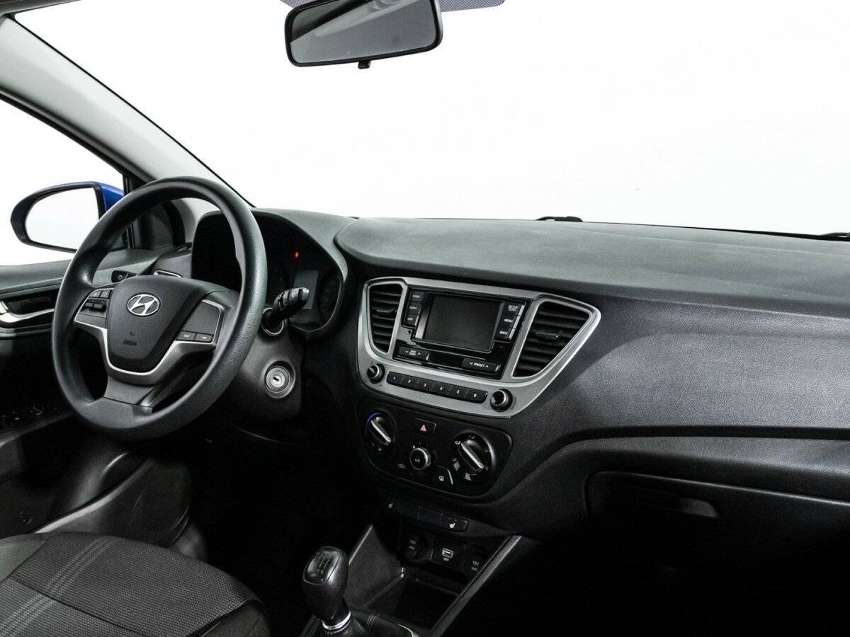 Купить Hyundai Solaris с пробегом. Фото: #8