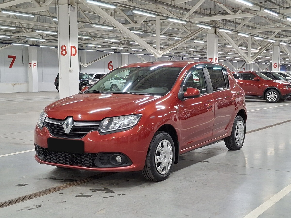 Купить Renault Sandero с пробегом. Посмотреть фото