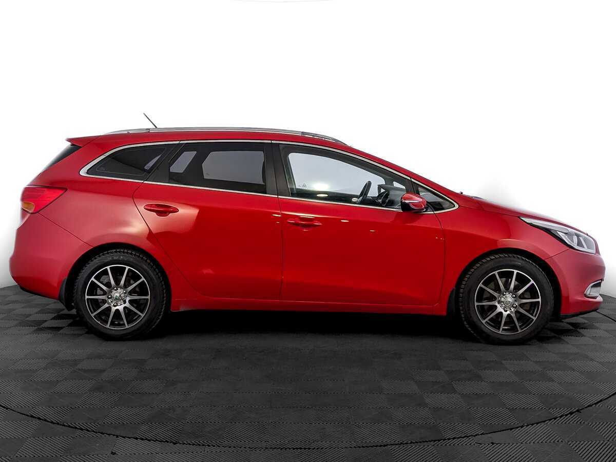 Купить Kia Ceed с пробегом. Фото: #3