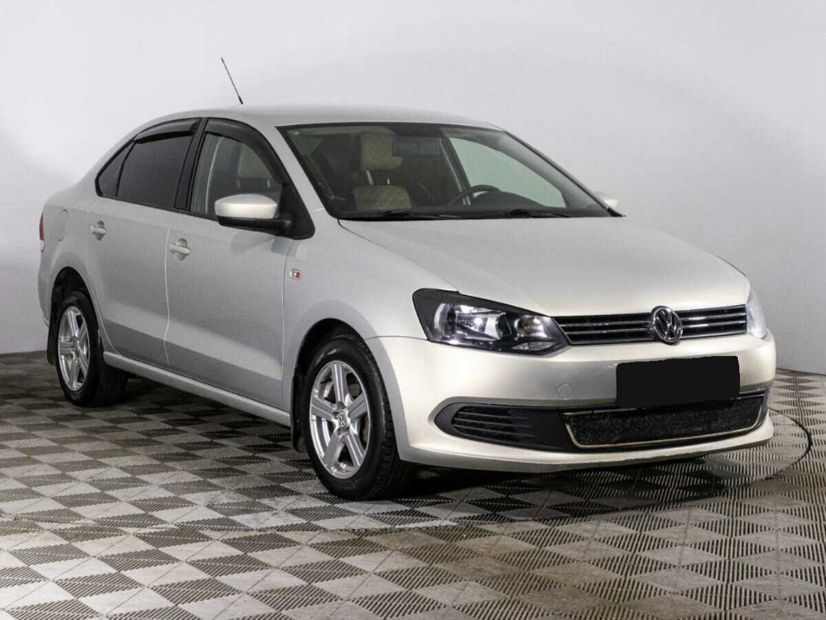 Купить Volkswagen Polo с пробегом. Фото: #2