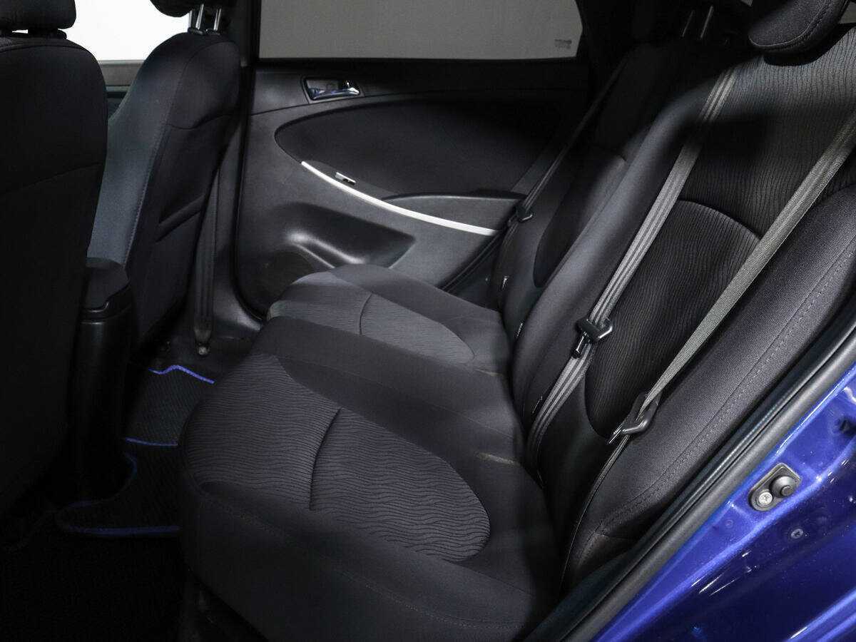 Купить Hyundai Solaris с пробегом. Фото: #7