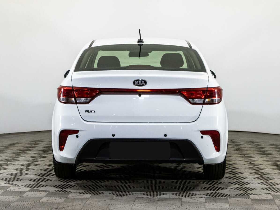 Купить Kia Rio с пробегом. Фото: #5