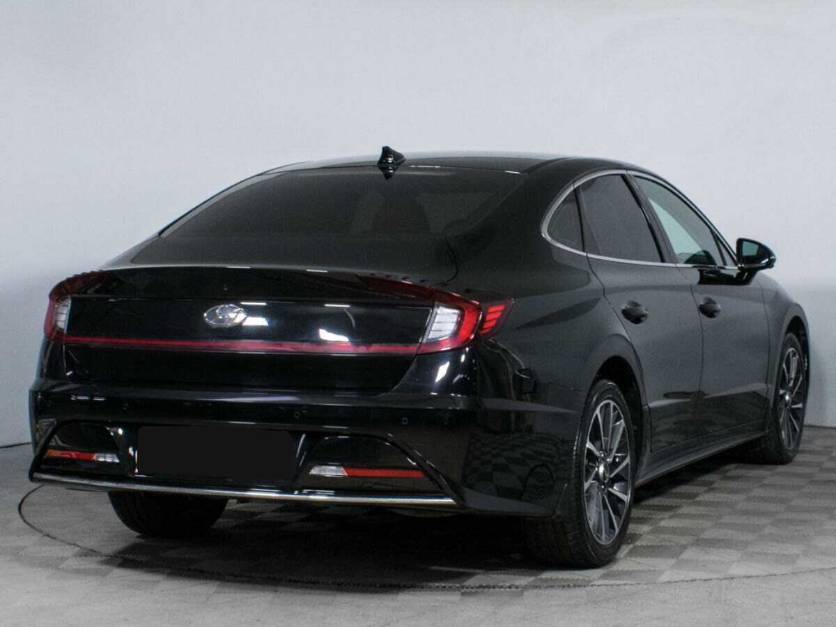 Купить Hyundai Sonata с пробегом. Фото: #4
