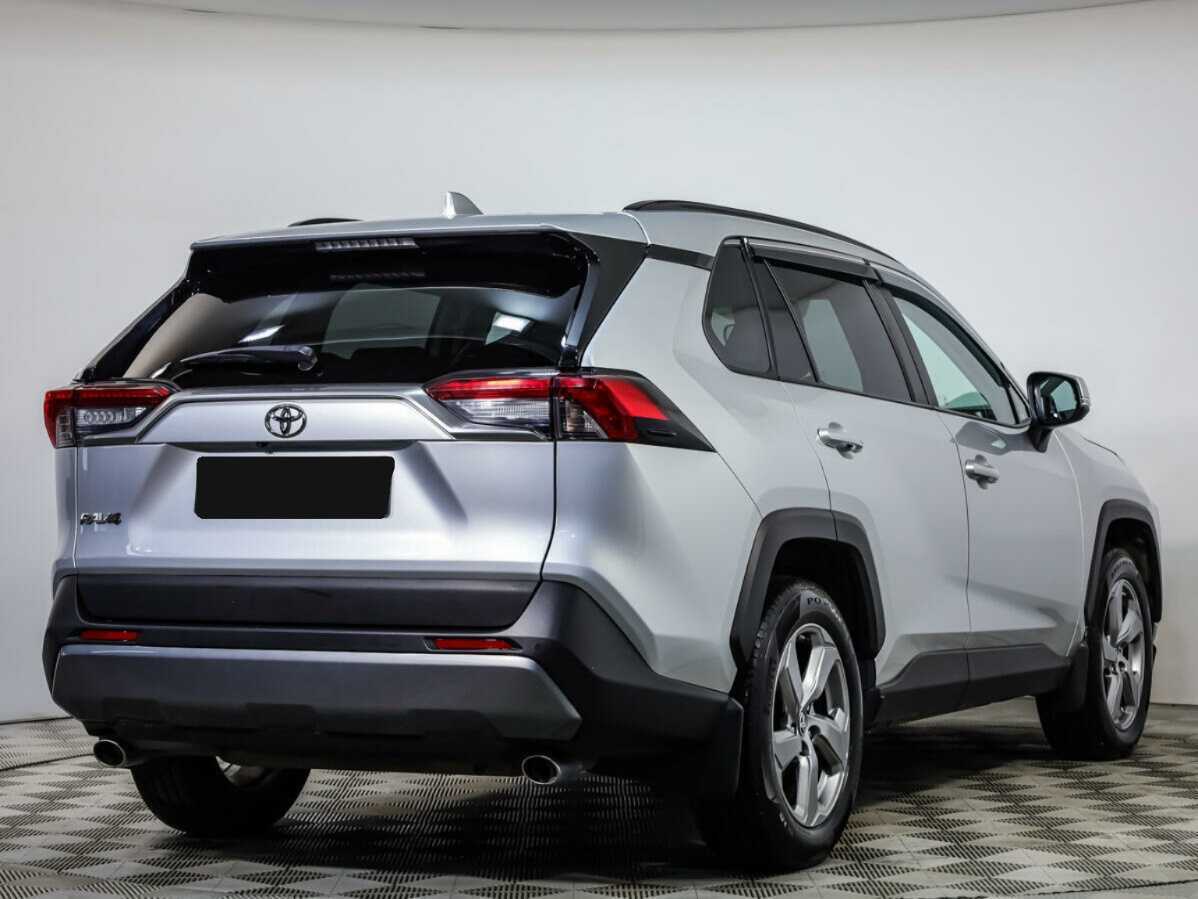Купить Toyota RAV4 с пробегом. Посмотреть фото
