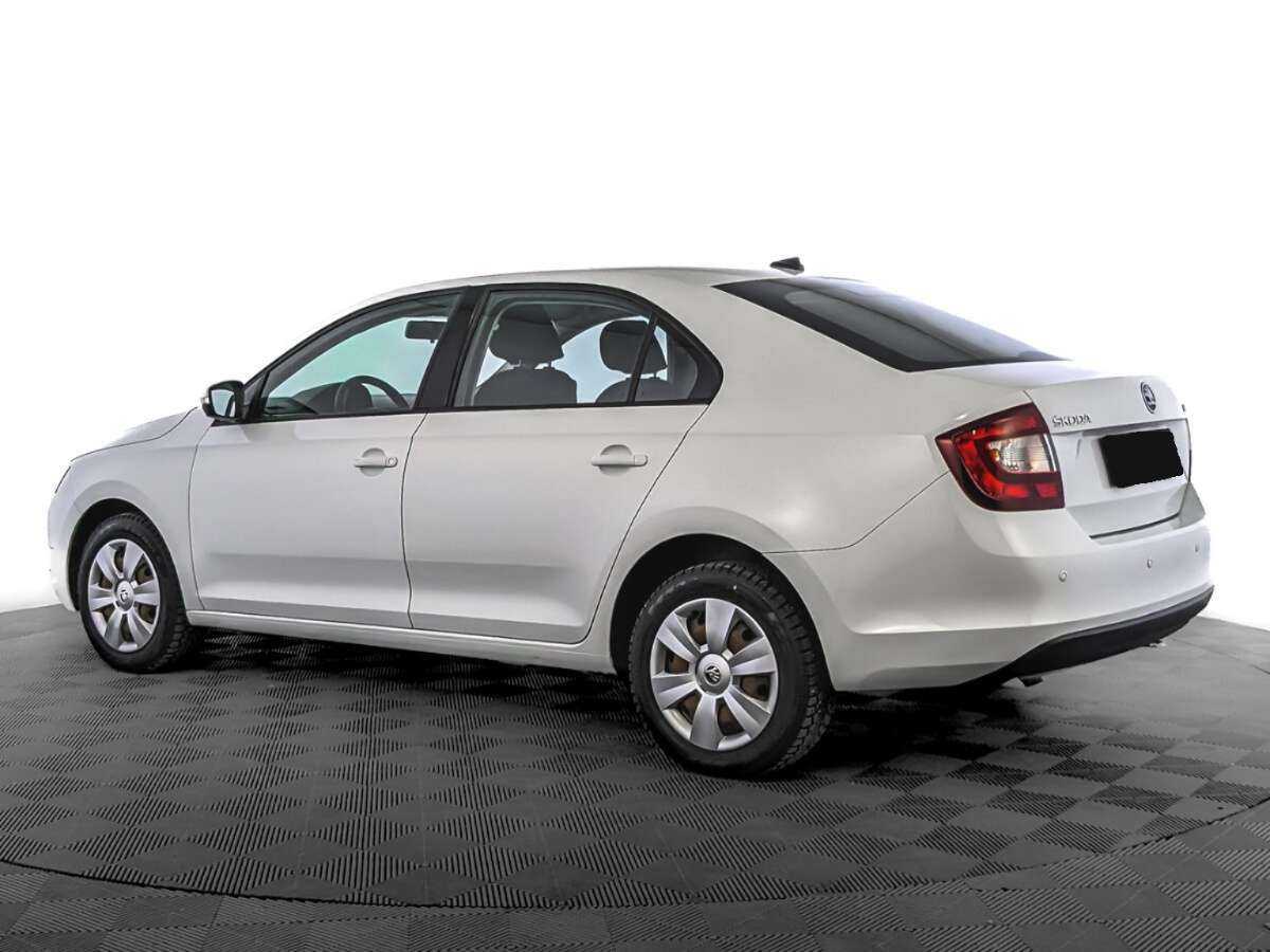 Купить Skoda Rapid с пробегом. Фото: #6