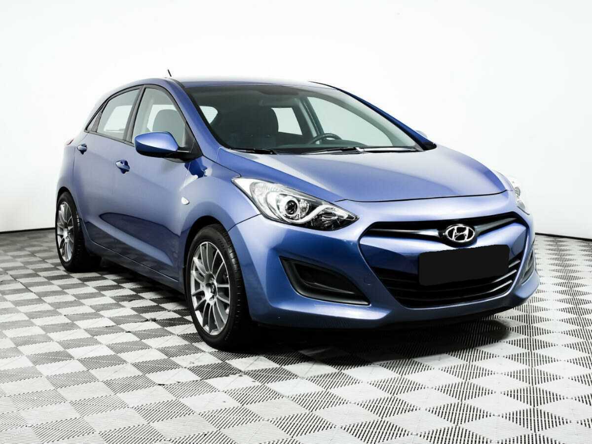 Купить Hyundai i30 с пробегом. Фото: #2