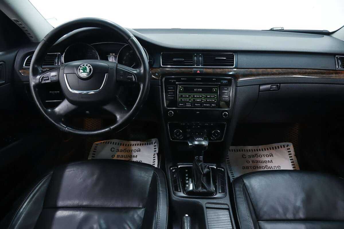 Купить Skoda Superb с пробегом. Фото: #9