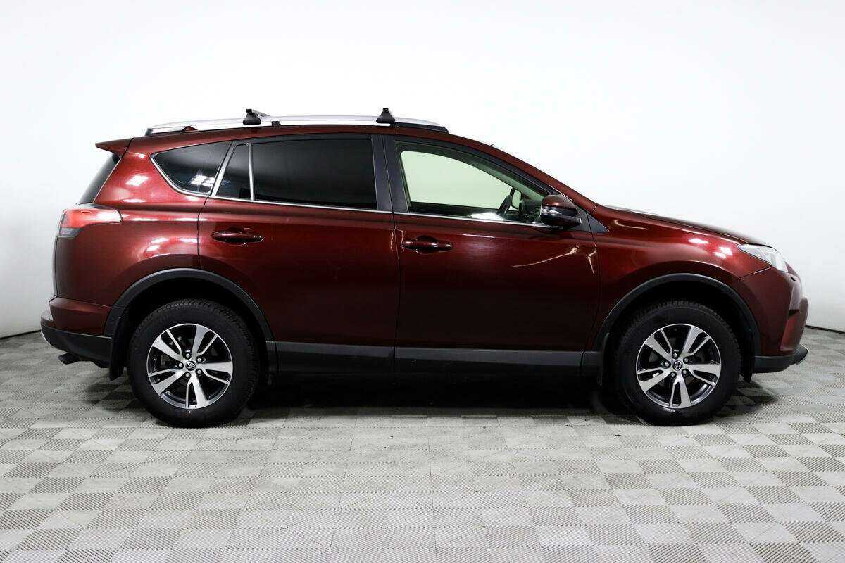 Купить Toyota RAV4 с пробегом. Фото: #3