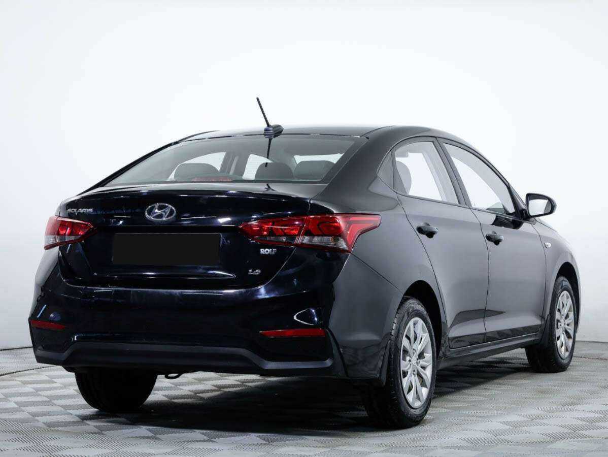 Купить Hyundai Solaris с пробегом. Фото: #3