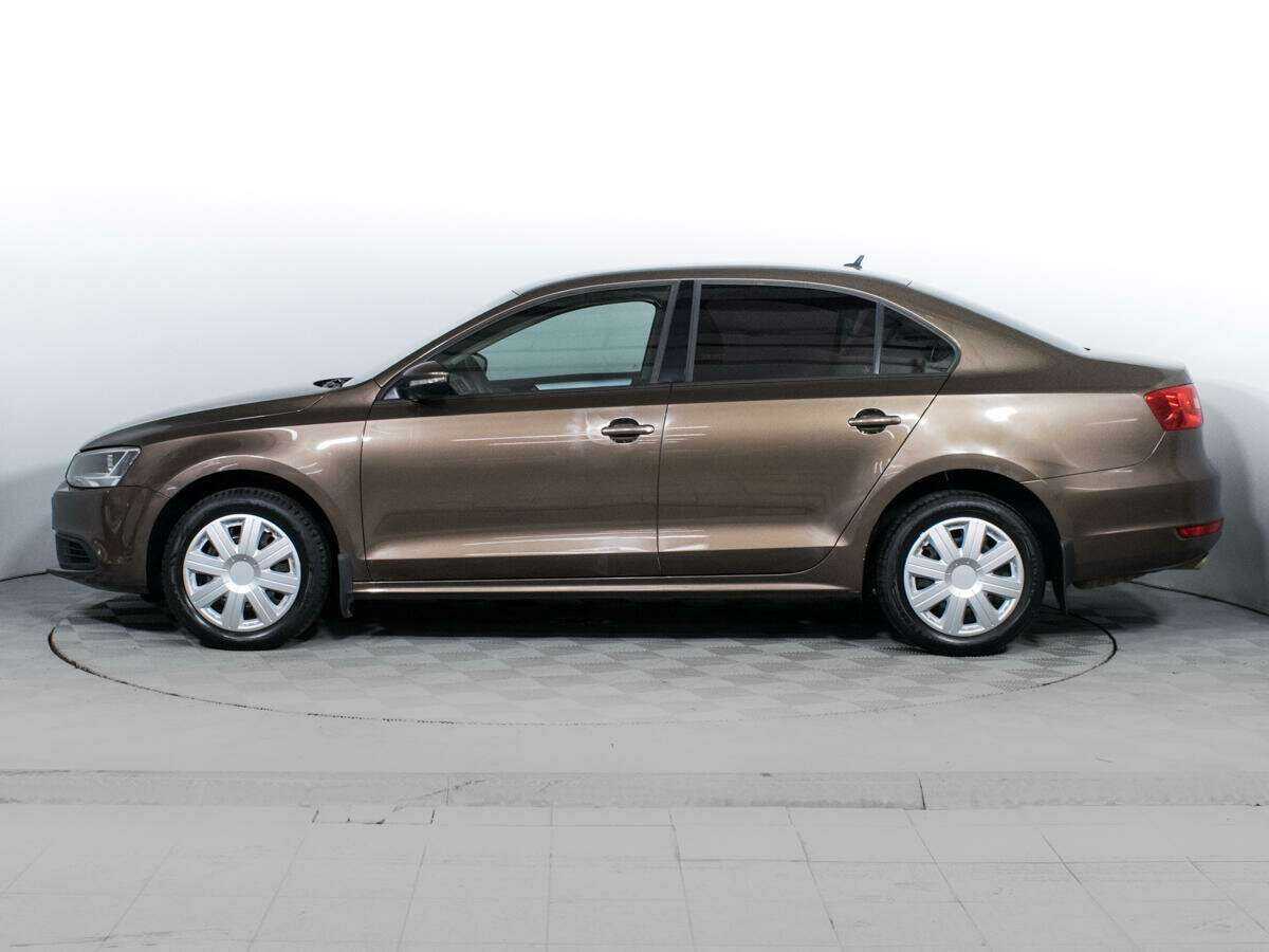 Купить Volkswagen Jetta с пробегом. Фото: #7