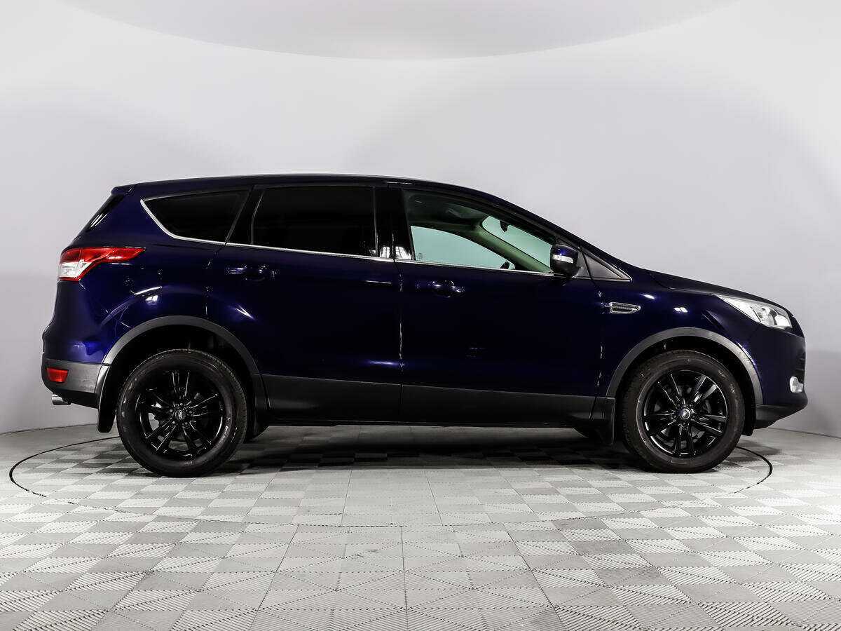 Купить Ford Kuga с пробегом. Фото: #2