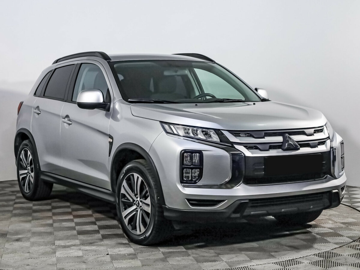 Купить Mitsubishi ASX с пробегом. Фото: #2