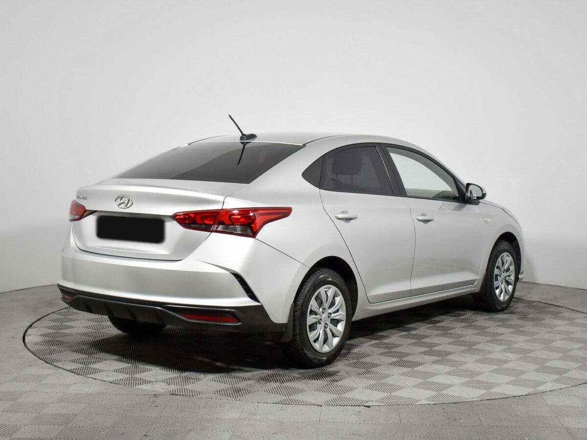 Купить Hyundai Solaris с пробегом. Фото: #4
