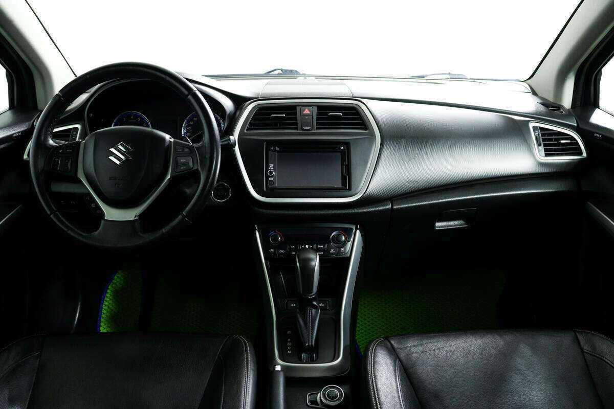 Купить Suzuki SX4 с пробегом. Фото: #10