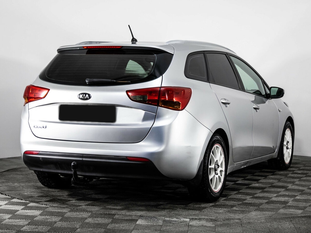 Купить Kia Ceed с пробегом. Фото: #3